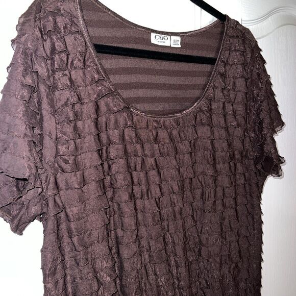 Cato Women Top 22/24W Short Sleeve Scoop Neck Stretch Brown Ruffle Tiered - Picture 2 of 11